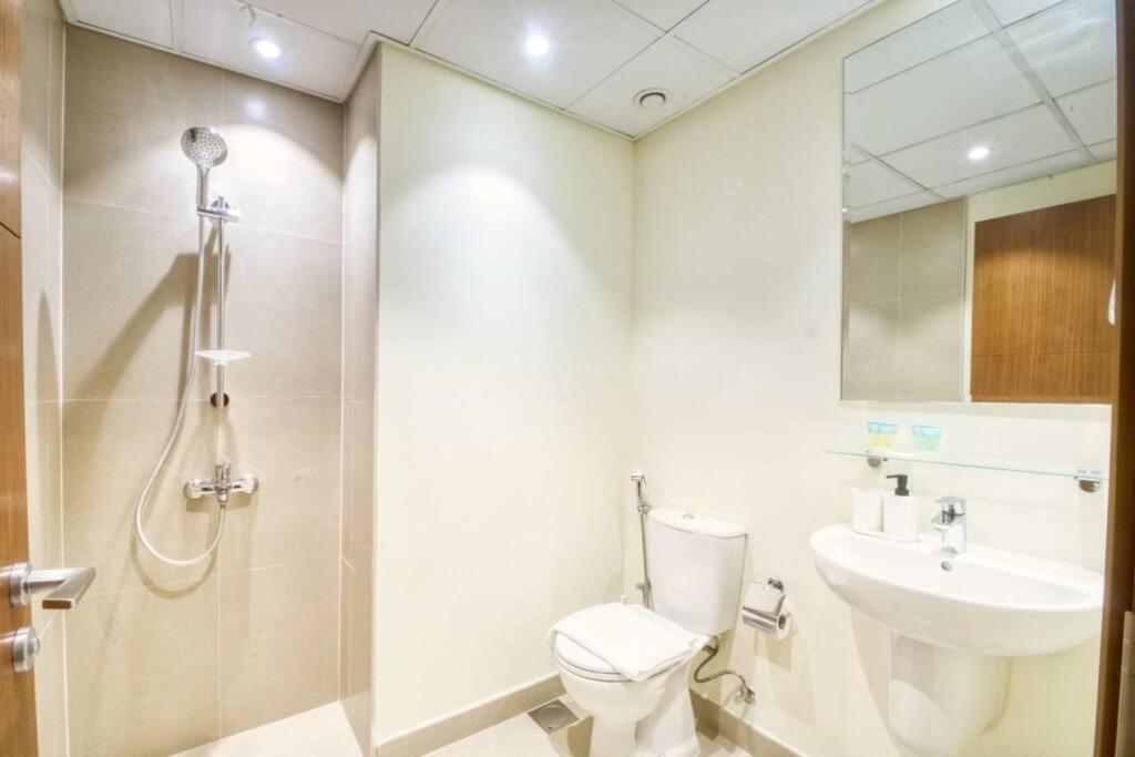 Creek Harbour - Beautiful 3br + Maids Apartment Dubai
