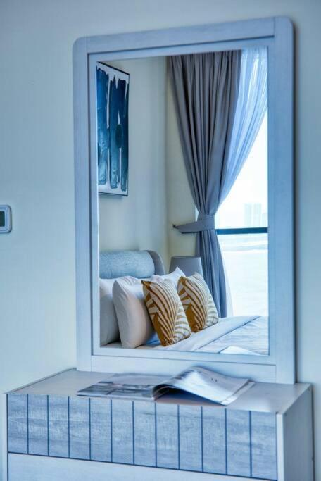 Apartment Creek Harbour - Beautiful 3br + Maids Dubai