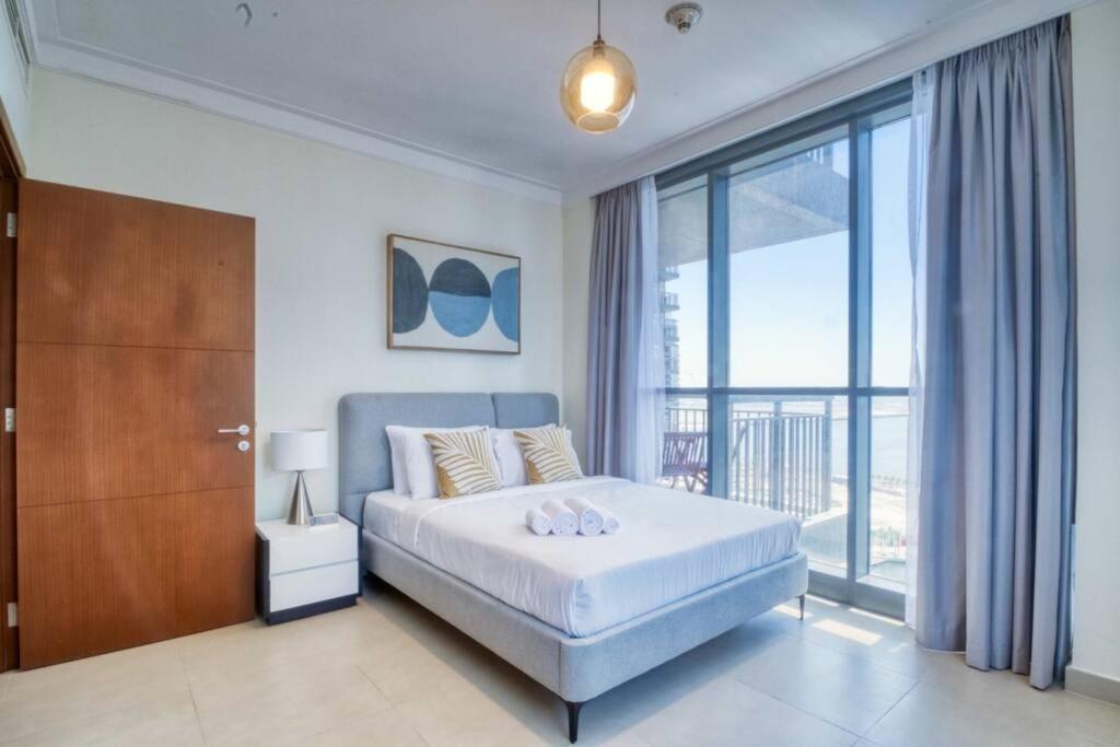 Apartment Creek Harbour - Beautiful 3br + Maids *