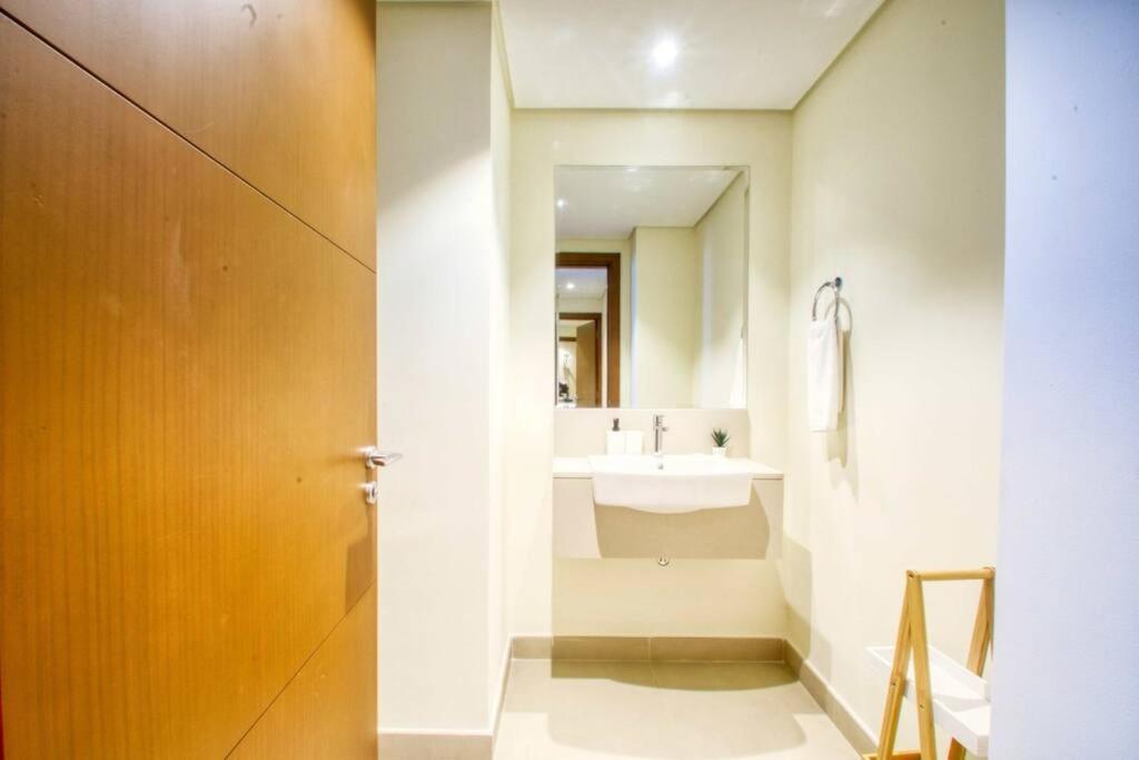 Apartment Creek Harbour - Beautiful 3br + Maids